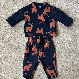 Old Navy Navy and Brown Baby Outfit